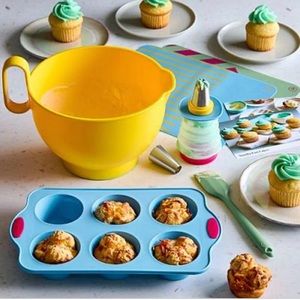 Cupcake baking set